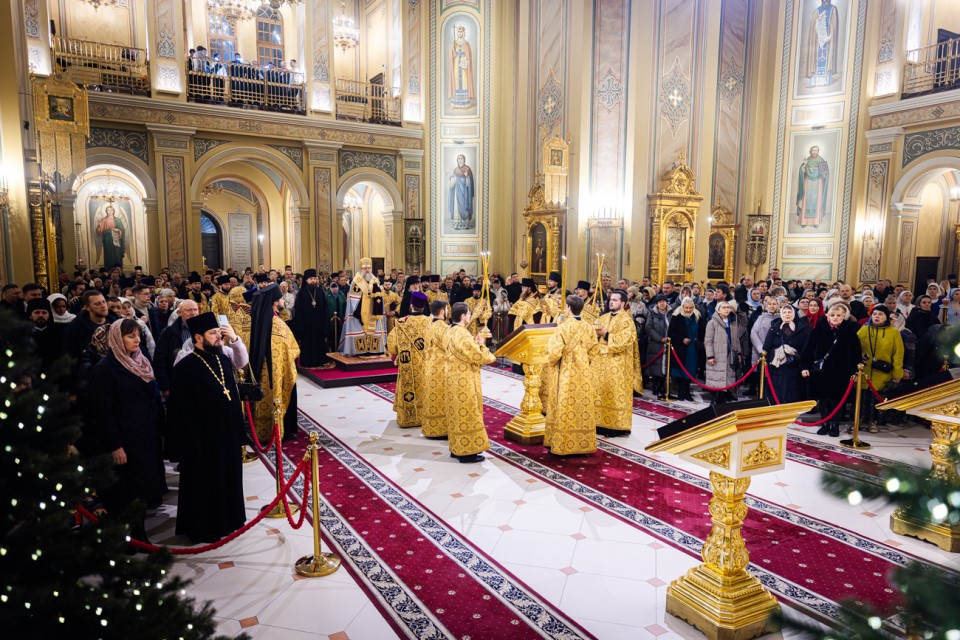 Настоятель Софийского храма принял участие в молебное пение на новолетие в Ростовском кафедральном соборе